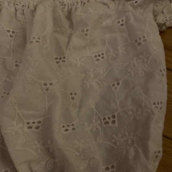 White off shoulder top - Picture 2 of 3